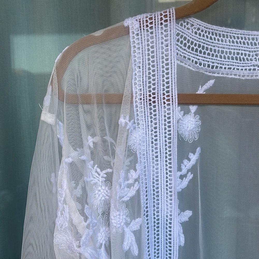 RIVER ISLAND Long Sheer Lace Kimono with Fringe